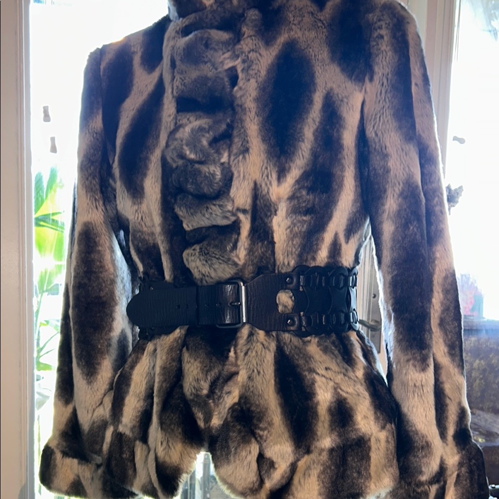 Elegant Women's Faux Fur Teddy Jacket with Belt
